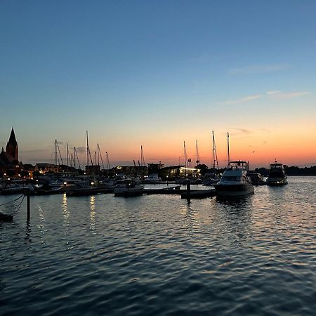 Ferienwohnung "Boddenland" บาร์ท ภายนอก รูปภาพ