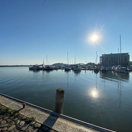 Ferienwohnung "Boddenland" บาร์ท ภายนอก รูปภาพ